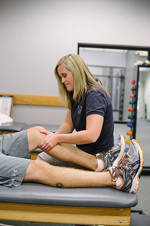 Physical therapist with client in Fairfax, VA