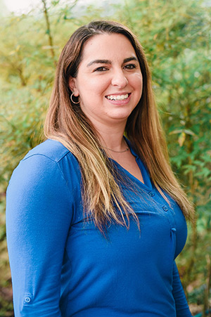 bio photo of physical therapist Christine Loftus, Fairfax VA